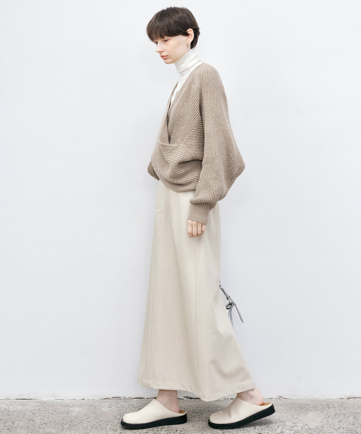 Back Slit Straight Maxi Skirt