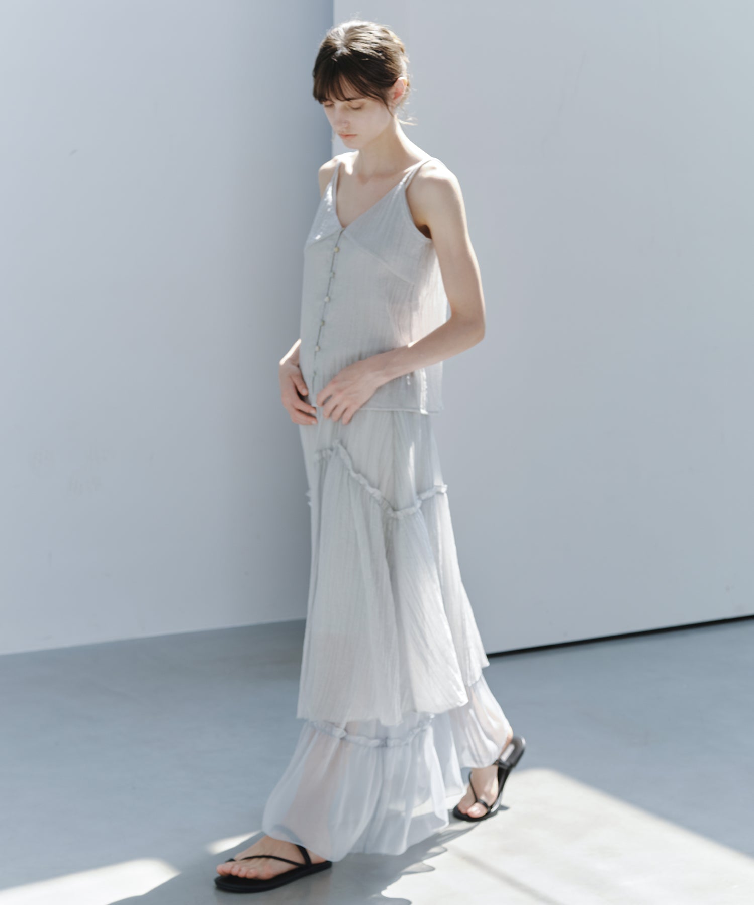 「7月上旬～中旬出荷」Sheer Textured Front Button Camisole