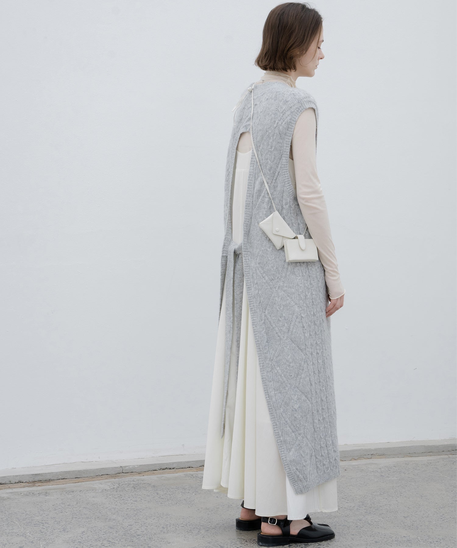 Back open cable knit long knit vest dress 