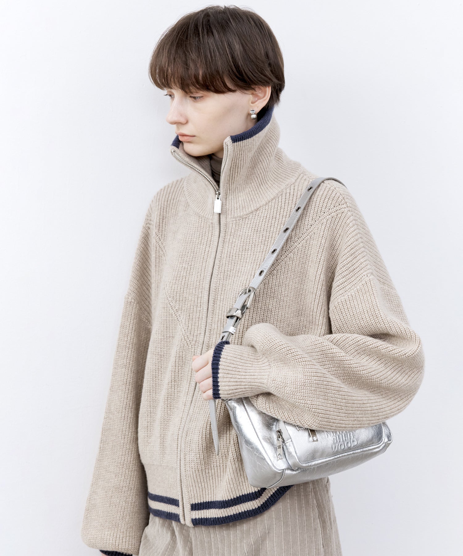 Contrast Panel Wool Zip Cardigan with Dual-Way Collar