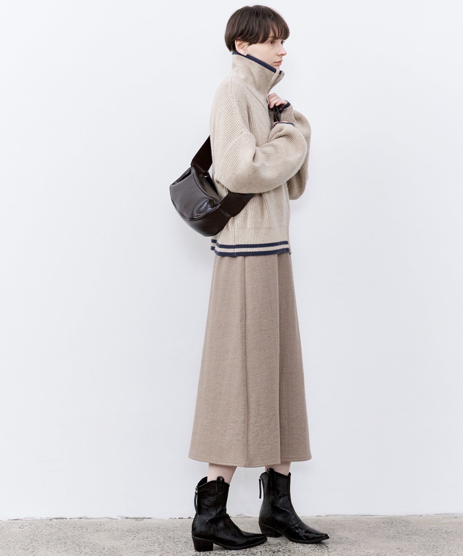 Contrast Panel Wool Zip Cardigan with Dual-Way Collar