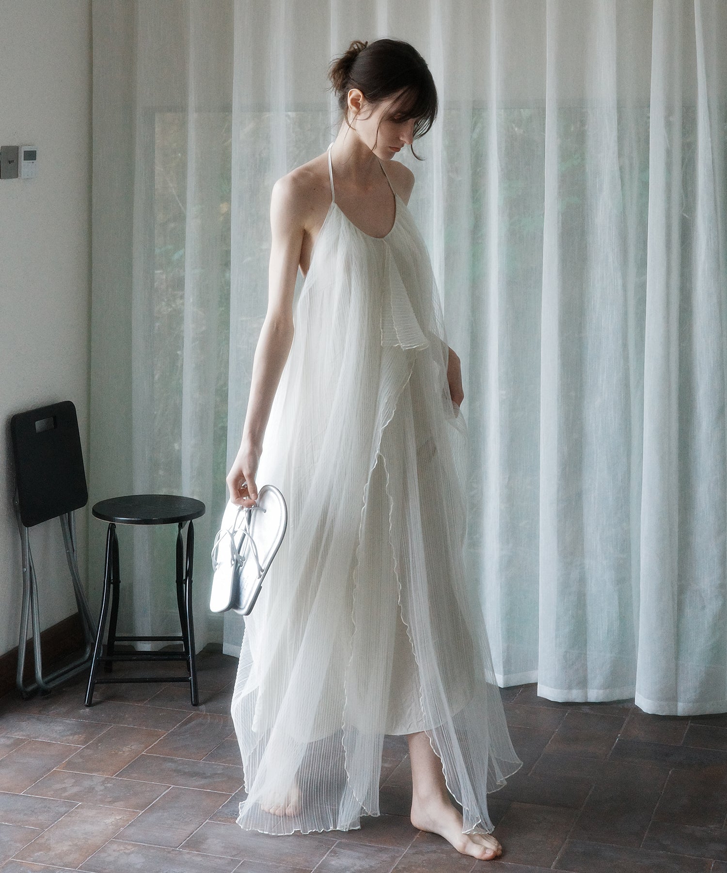 「6月上旬～中旬出荷」Sheer Pleated Cocoon Dress