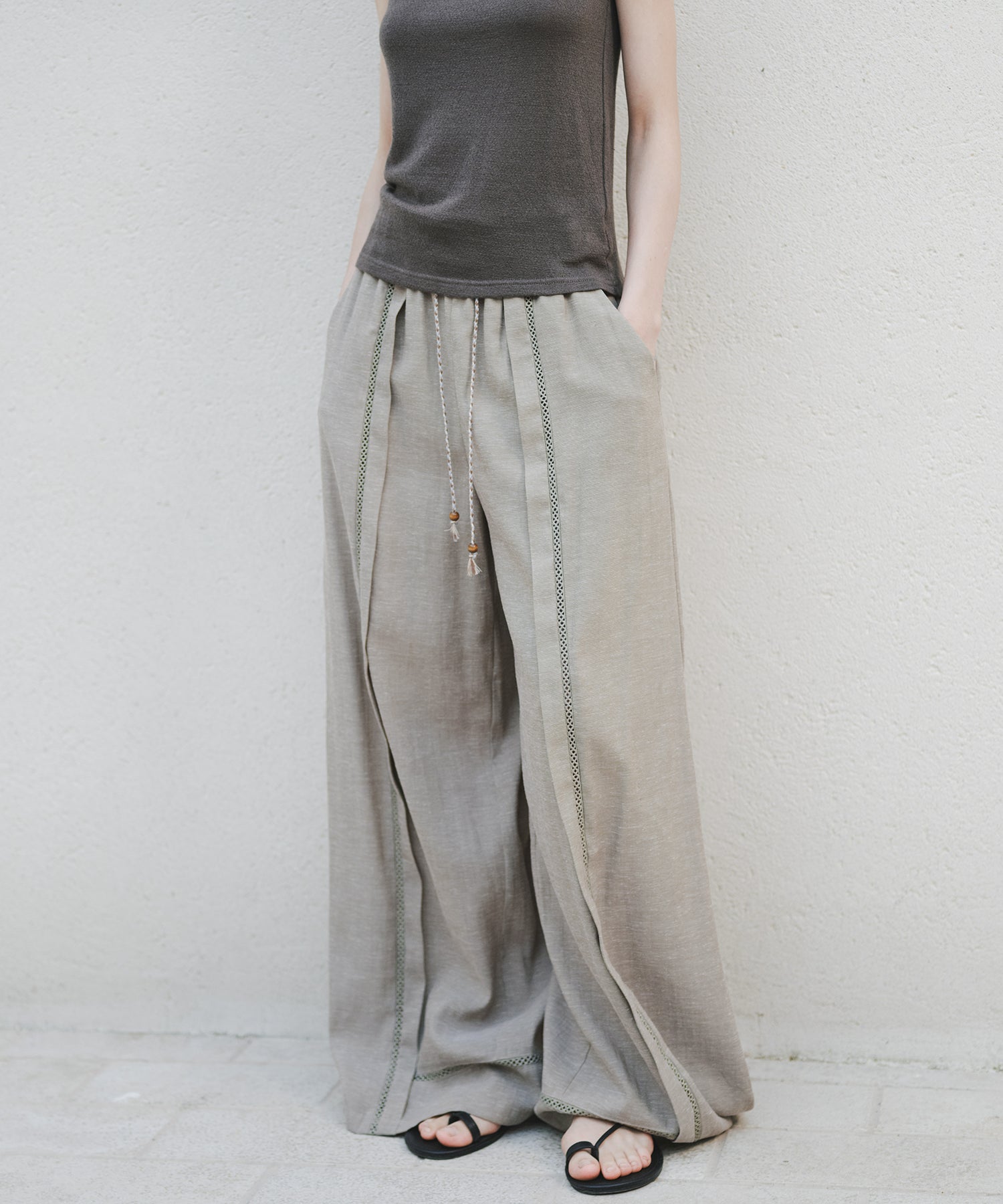 「8月中旬～下旬出荷」Front Lace Linen Blend Wide Pants