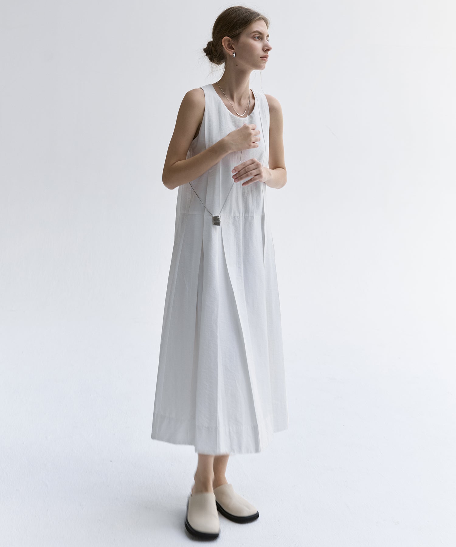 Tucked Sleeveless Long Dress