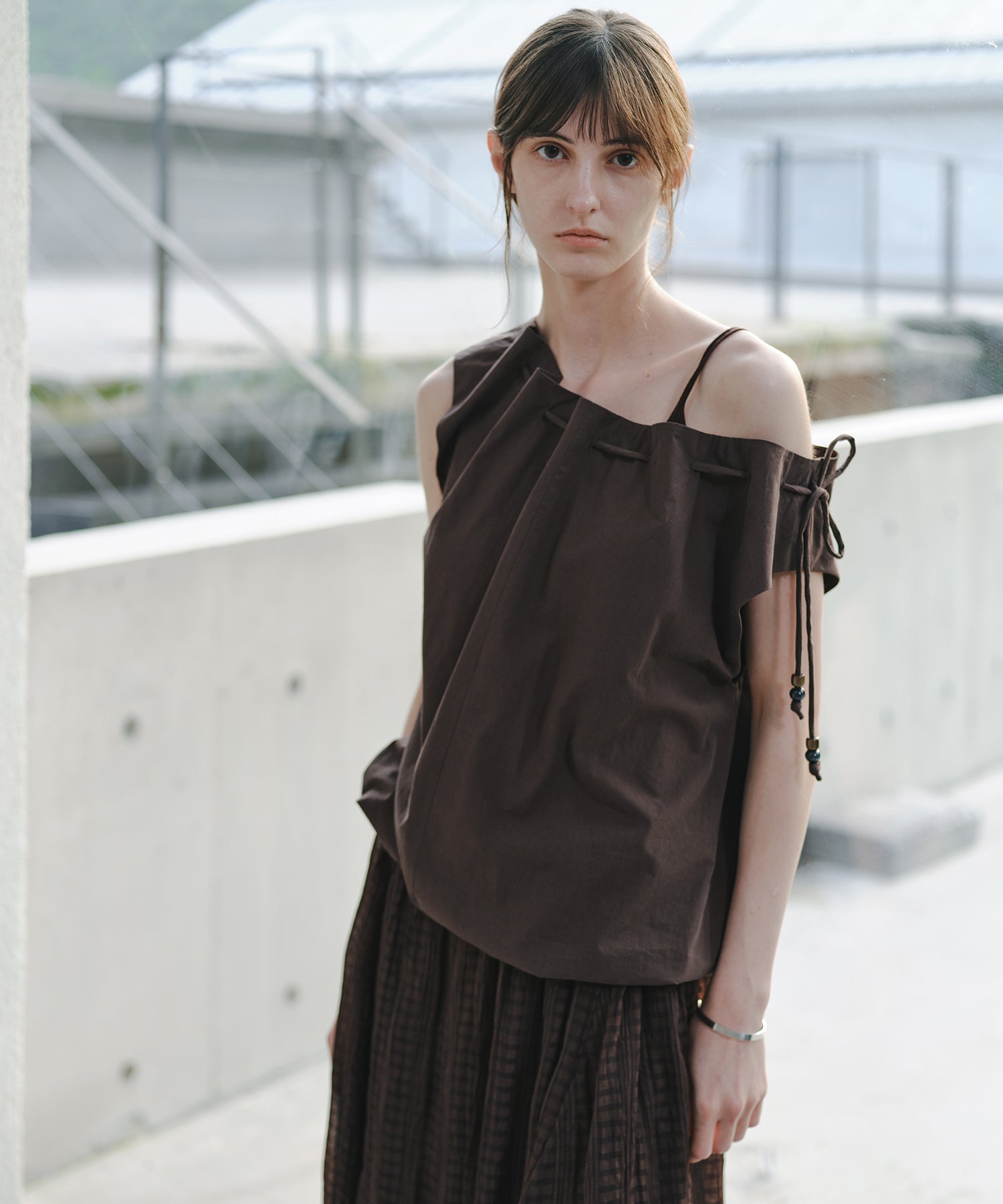 「7月上旬～中旬出荷」Drawstring Off-Shoulder Balloon Top