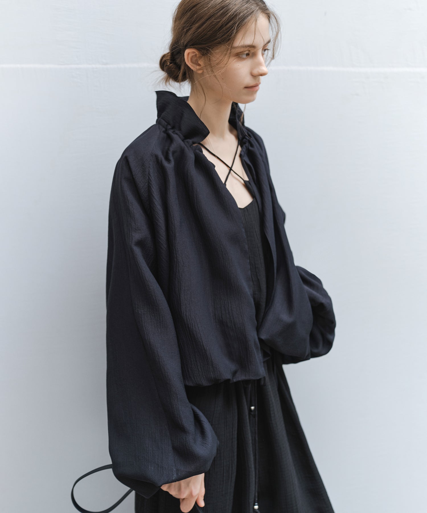 「4月中旬～下旬出荷」Sheer Gathered Neck Light Jacket