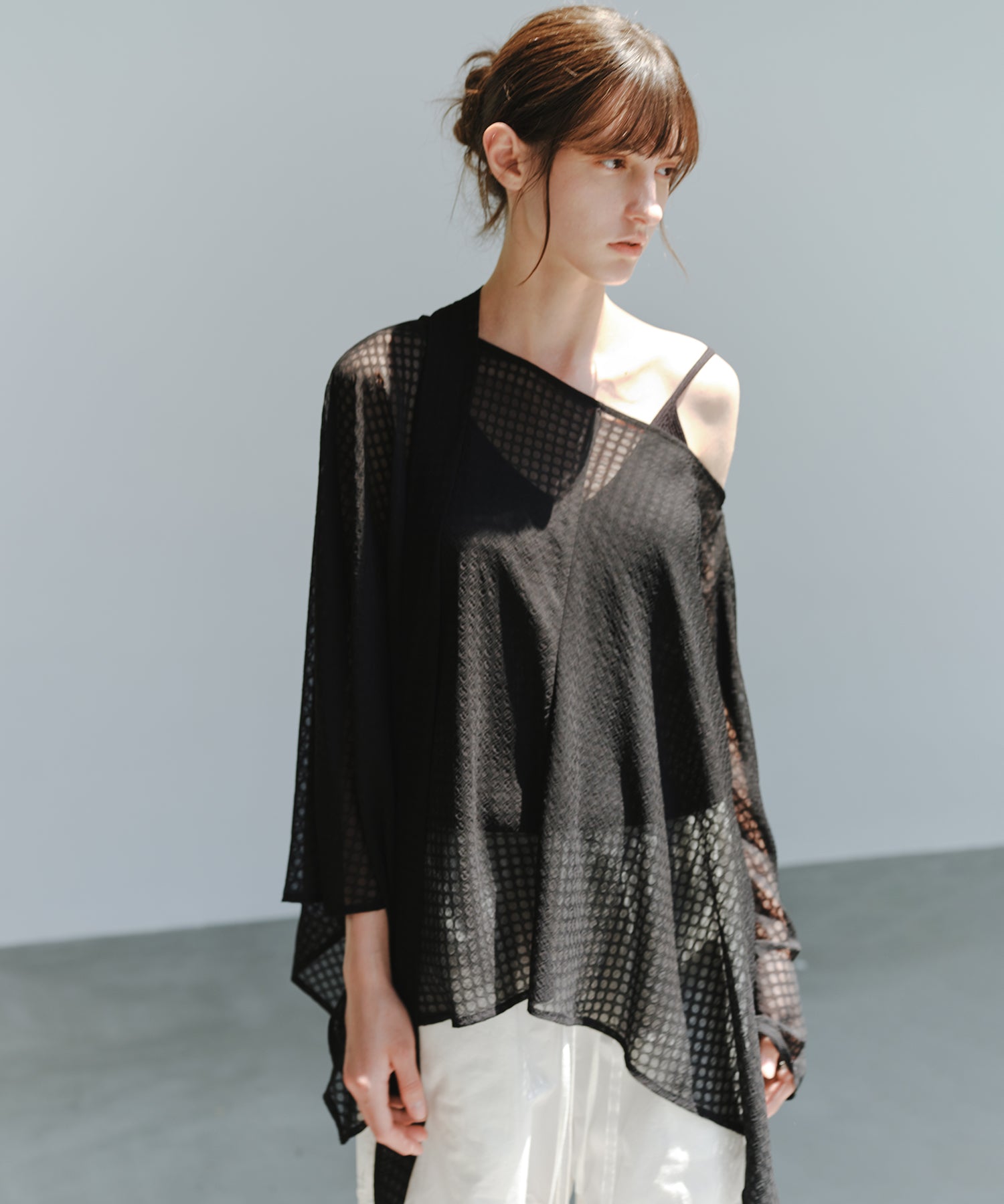 「7月中旬～下旬出荷」Multi-Way Sheer Scarf Layer Top