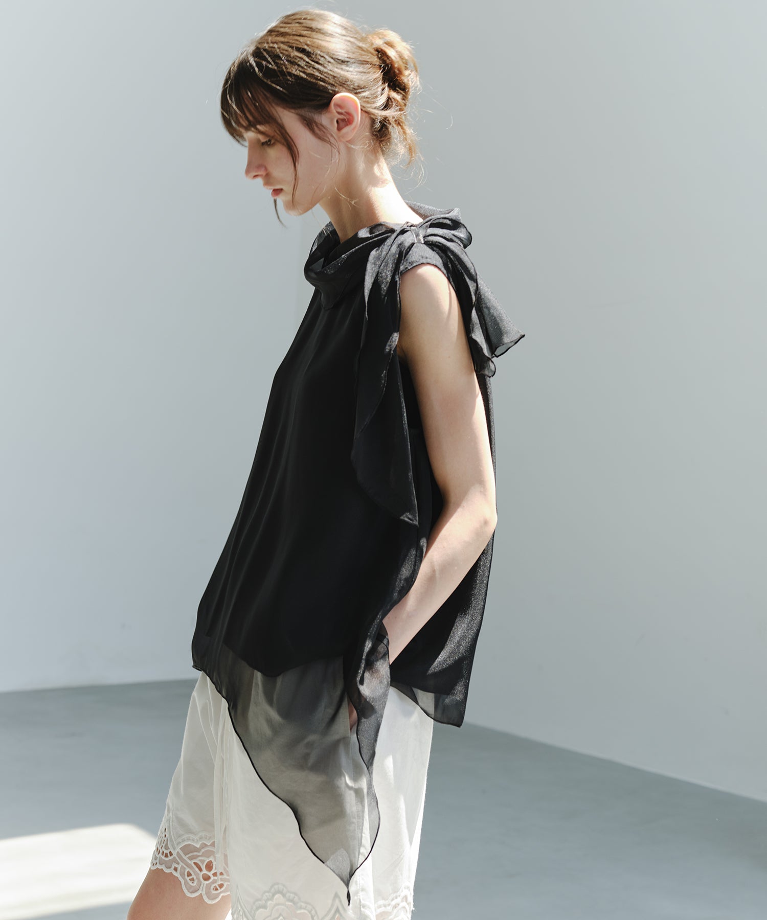 「6月上旬～中旬出荷」Nuanced Sheer Draped Top