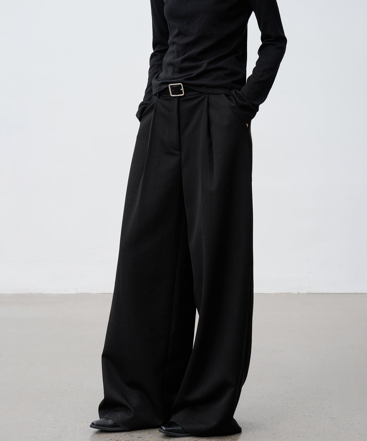Straight Wide-Leg Trousers