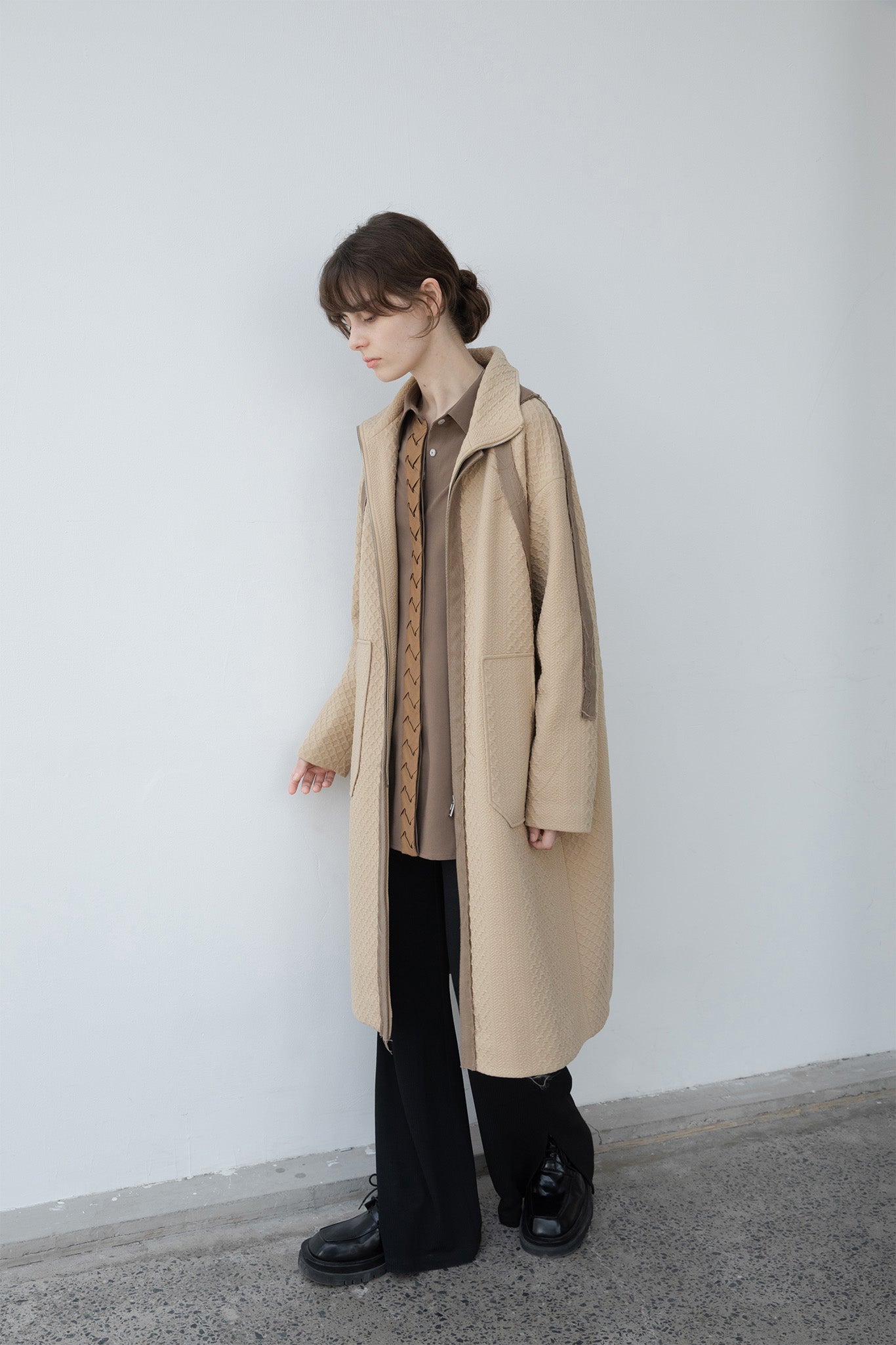 Cut-off line cable jacquard high neck long coat 