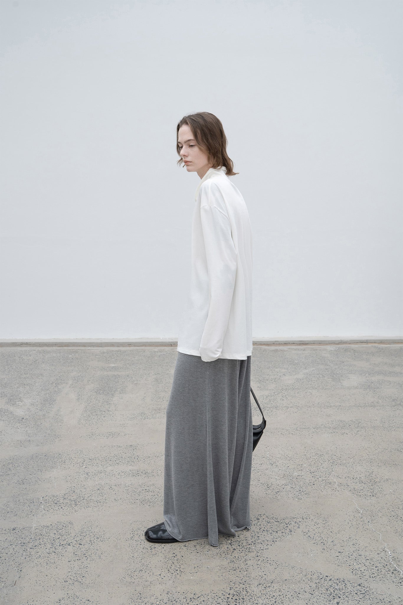 High neck long T-shirt cut-and-sew tops with logo 