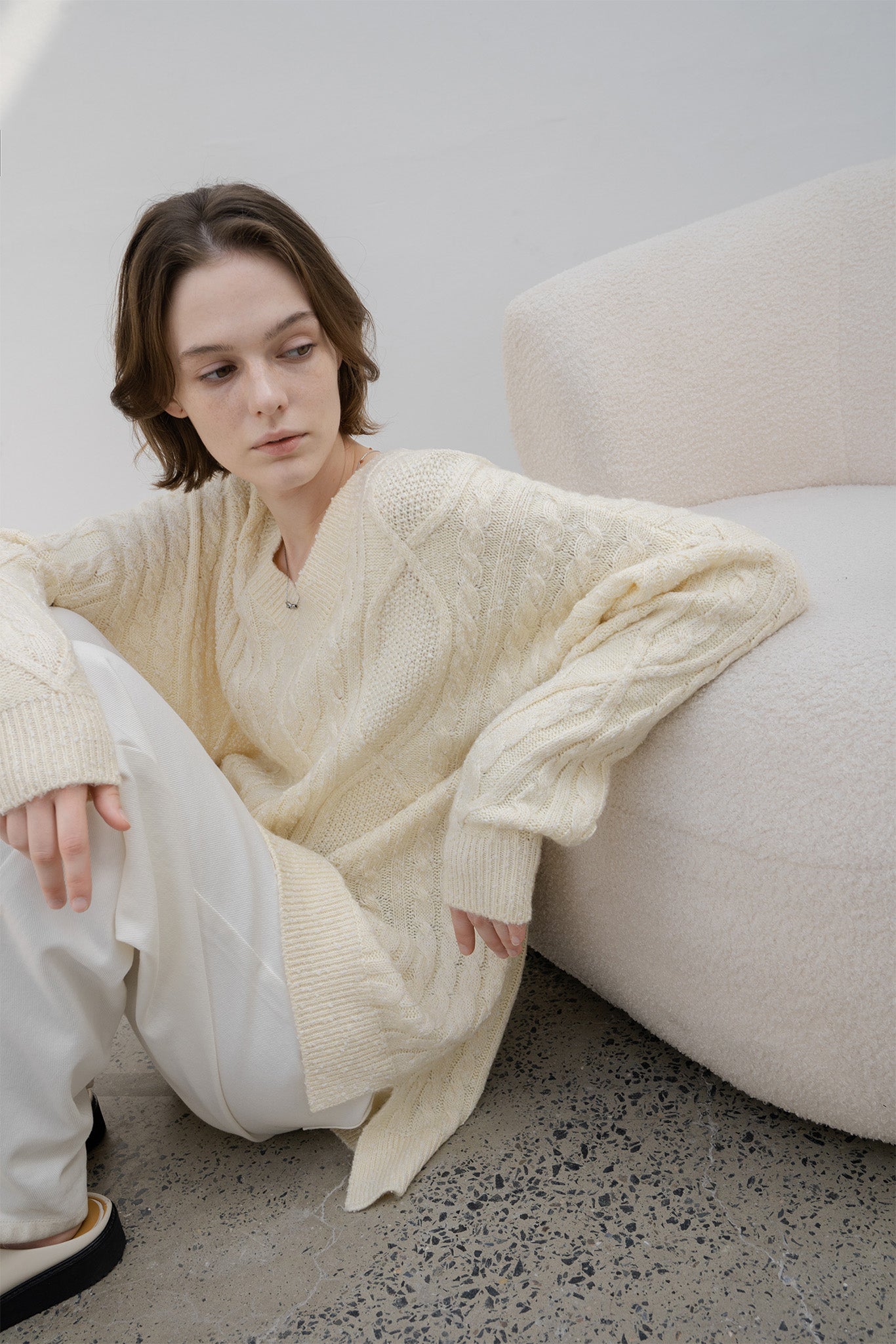 Cable-knit jacquard oversized V-neck knit top 